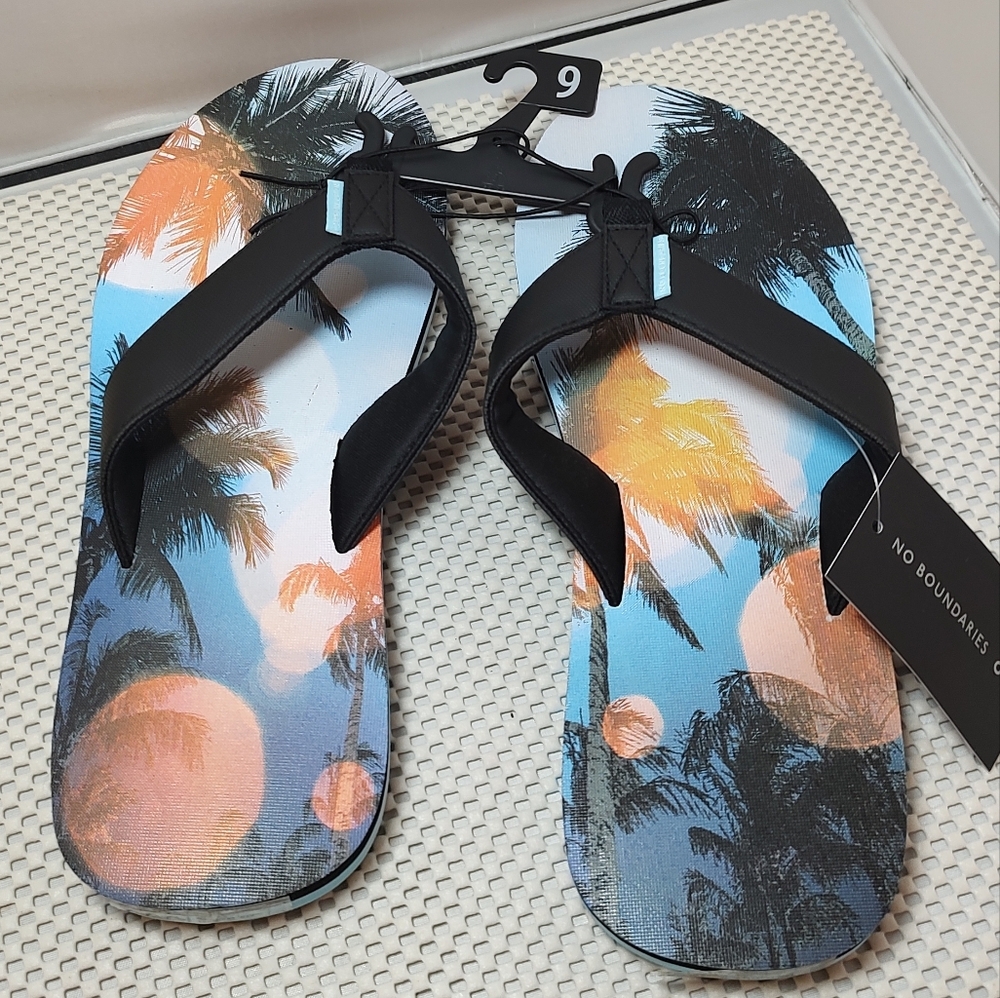 No Boundaries Men's Size 9 Printed Flip Flops Palm Tree NWT
